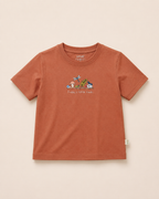 Today's Little Finds teracotta kids graphic t-shirt, print detail