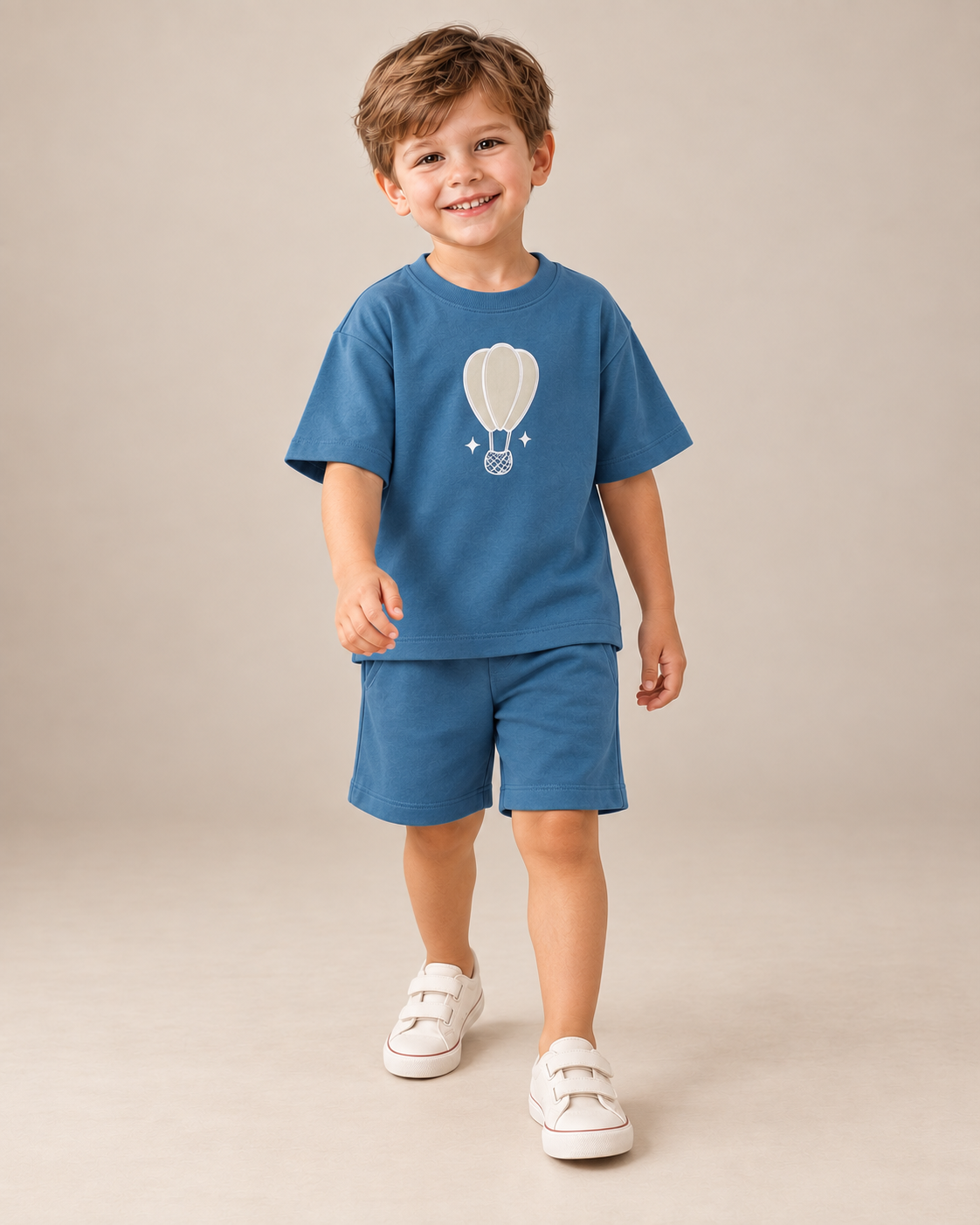 Teal Blue Hot Air Balloon Kids Coord Set with Teal Blue Shorts — Model shot